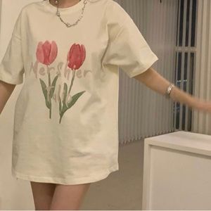 oversized graphic tee